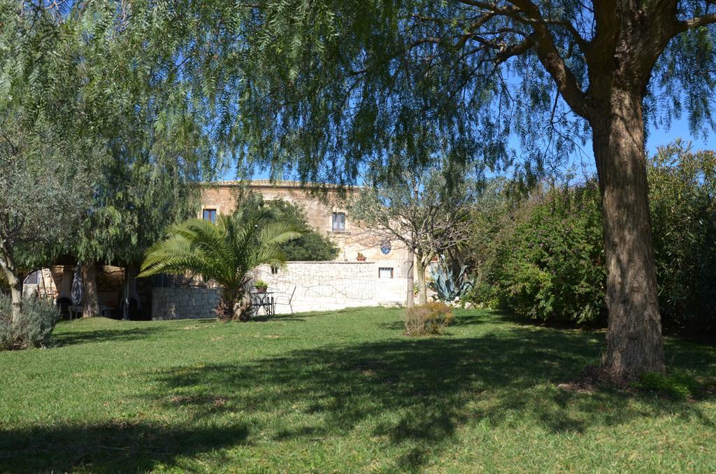 בית הארחה סנטה קרוצ'ה קמרינה 	Casina Di Grotta Di Ferro מראה חיצוני תמונה