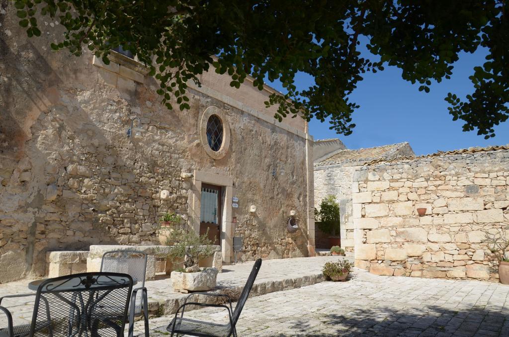 בית הארחה סנטה קרוצ'ה קמרינה 	Casina Di Grotta Di Ferro מראה חיצוני תמונה