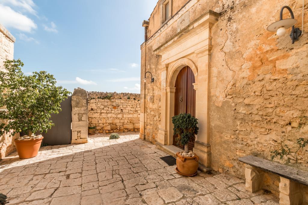 בית הארחה סנטה קרוצ'ה קמרינה 	Casina Di Grotta Di Ferro מראה חיצוני תמונה