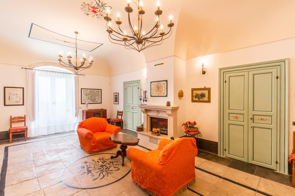 בית הארחה סנטה קרוצ'ה קמרינה 	Casina Di Grotta Di Ferro מראה חיצוני תמונה