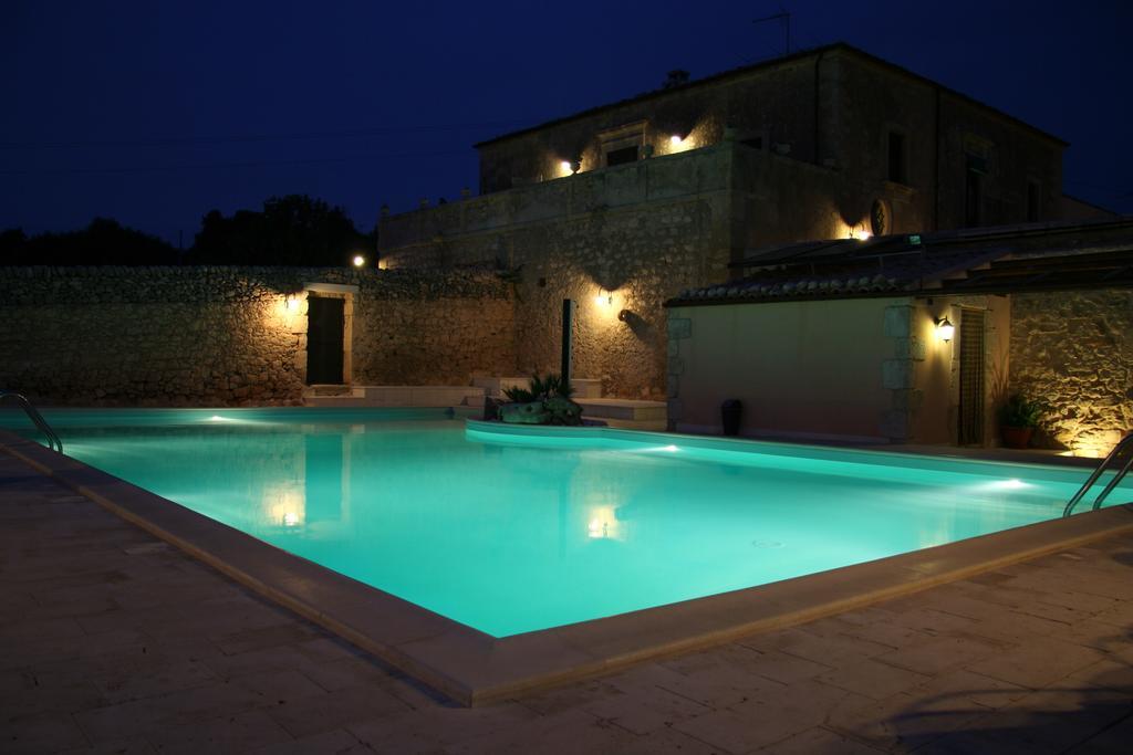 בית הארחה סנטה קרוצ'ה קמרינה 	Casina Di Grotta Di Ferro מראה חיצוני תמונה