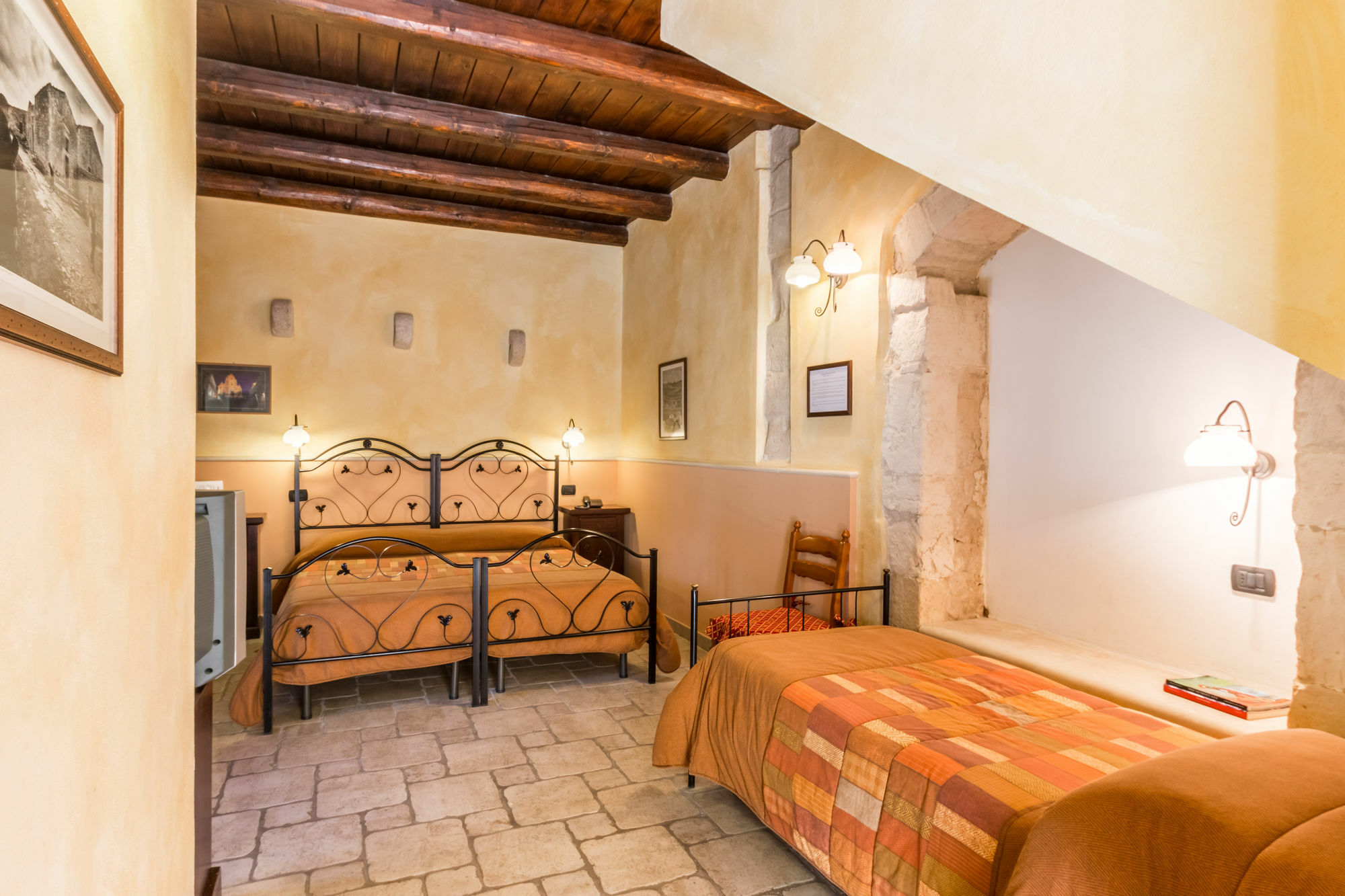 בית הארחה סנטה קרוצ'ה קמרינה 	Casina Di Grotta Di Ferro מראה חיצוני תמונה